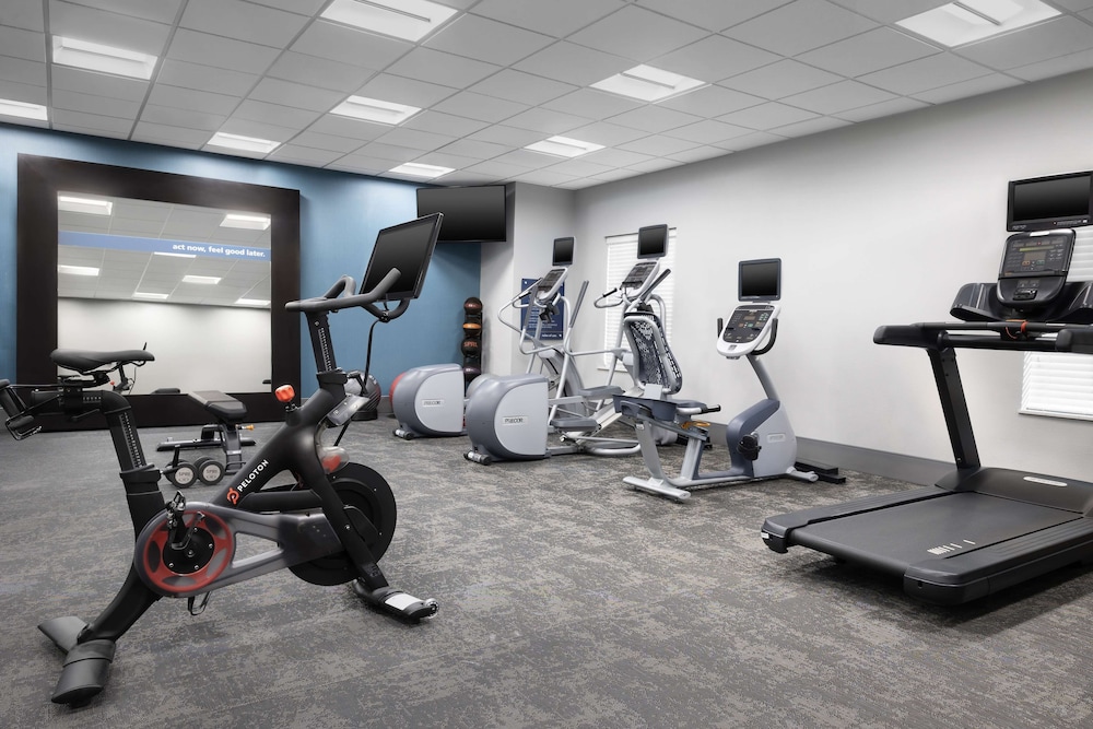 Hampton Inn & Suites El Paso East - photo 25