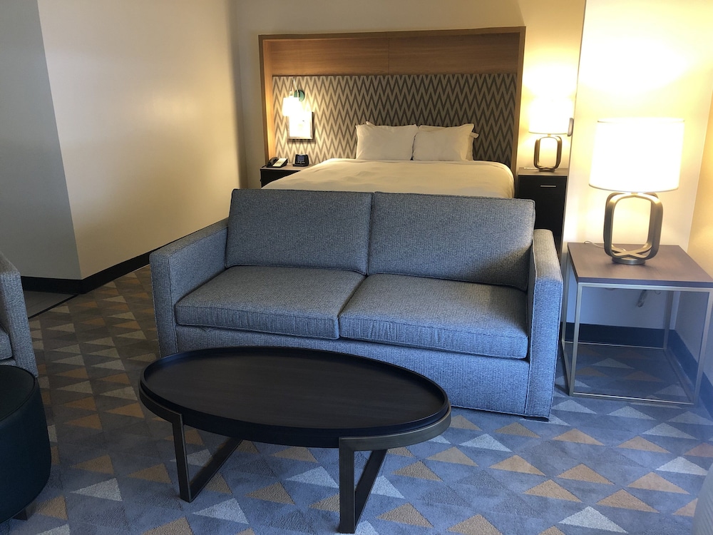 Holiday Inn Cleveland by IHG - photo 9