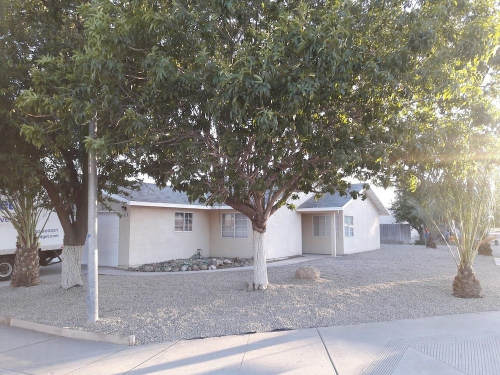 Coalinga Embassy - featured photo