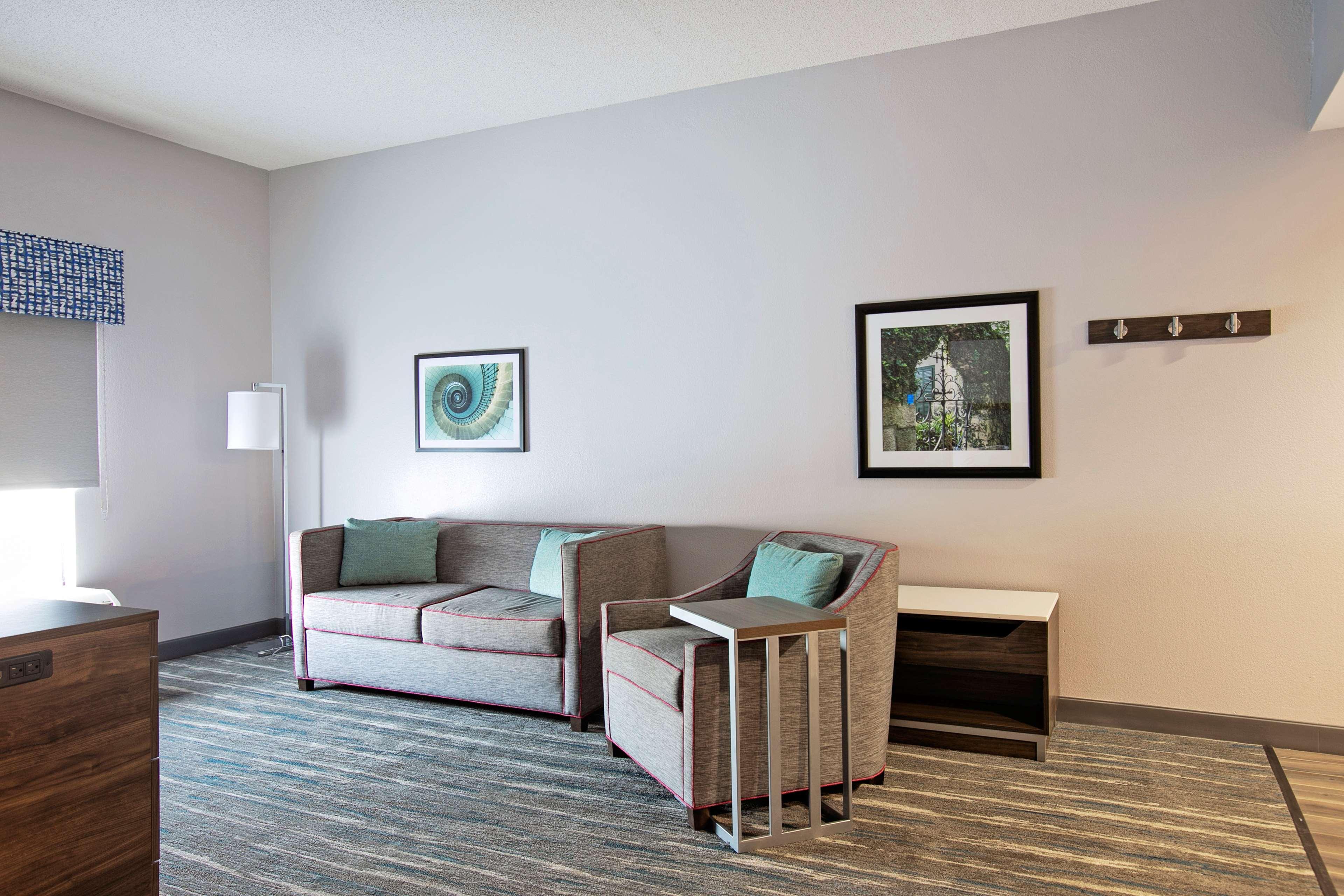 Hampton Inn Moultrie - photo 15