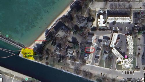 Modern Cottage Retreat — 4-Star Luxury Hotel in Charlevoix, United States