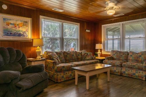 Jerseys Shore by Oak Island Accommodations - photo 21