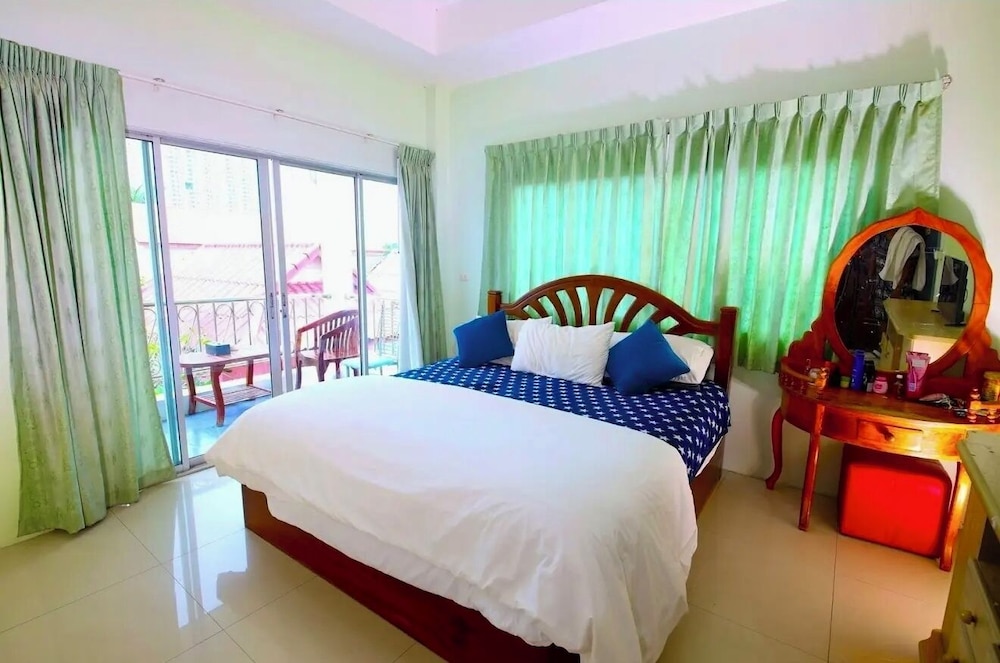 Wave point resort - carbon neutral hotel in Pattaya