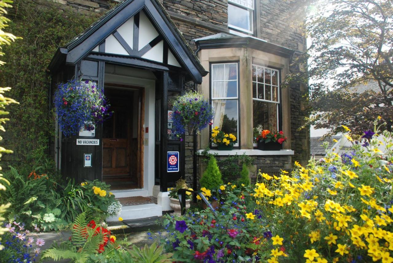 Denehurst Guest House Adults Only — 4-Star Luxury Hotel in Windermere, United Kingdom
