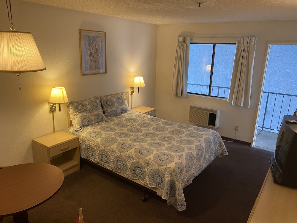 Circle Inn Motel - photo 17
