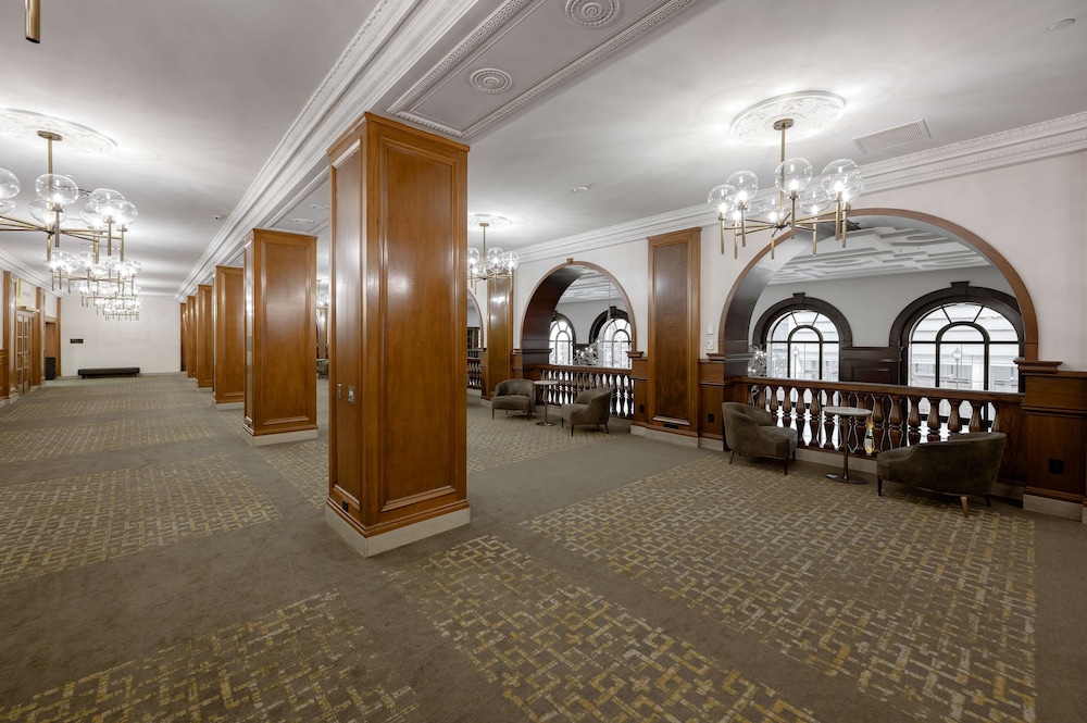 Hotel Fort Des Moines Curio Collection by Hilton - photo 81