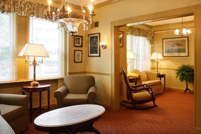 Hopkins Inn - photo 7