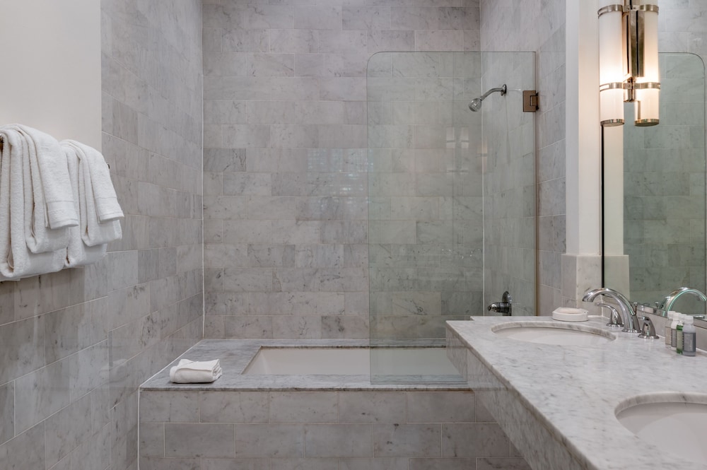 Hotel Royal - photo 17