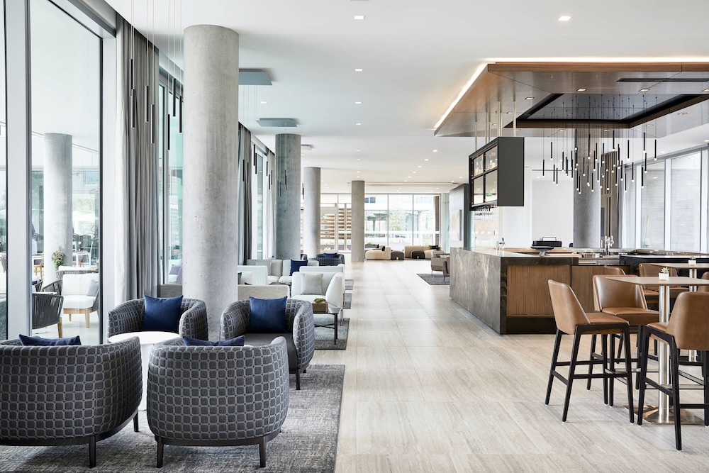 AC Hotel by Marriott Phoenix Biltmore - photo 42