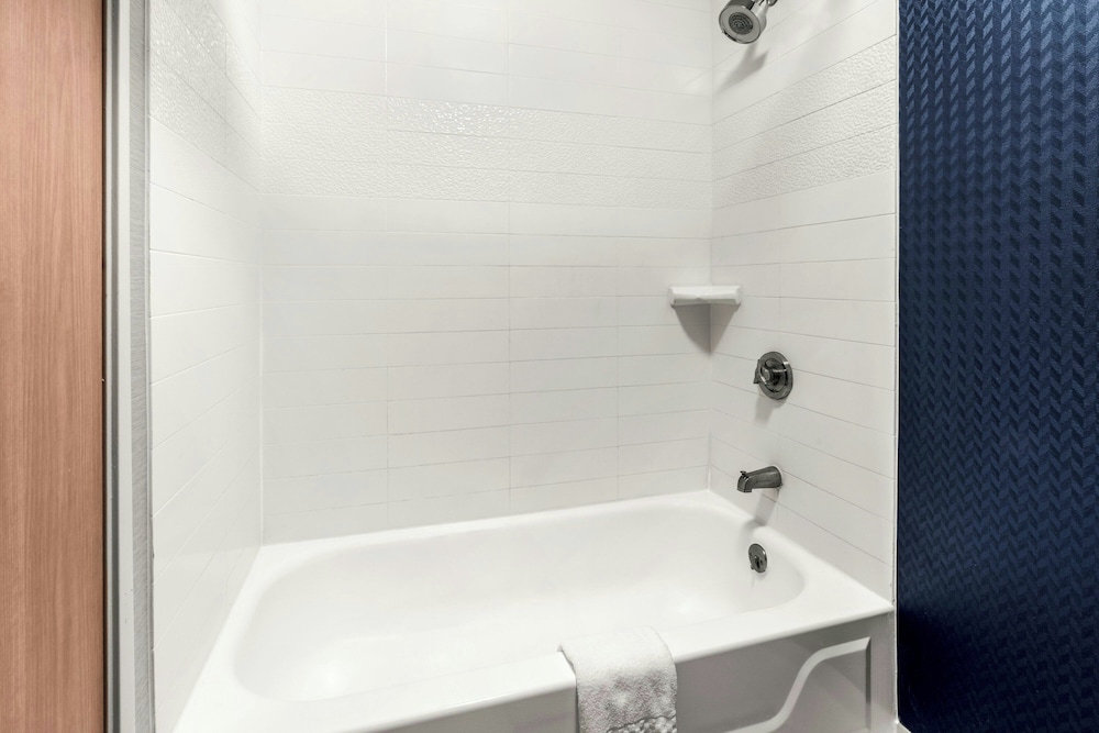 Fairfield Inn & Suites by Marriott San Antonio Market Square - photo 31