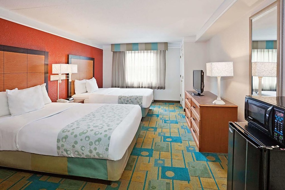 La Quinta Inn Merrillville - photo 26