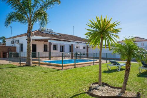 Casas Rurales Pericón — 4-Star Luxury Hotel in Conil De La Frontera, Spain