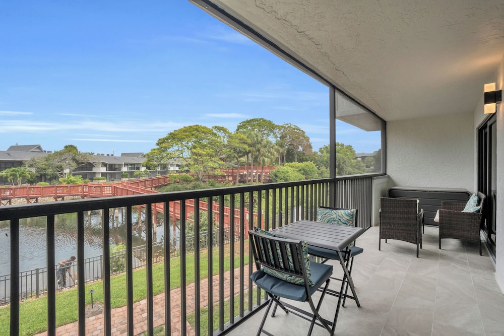 Park Shore Resort - photo 28