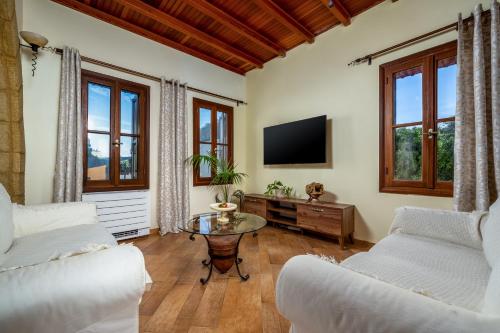 Suite Del Capitano — 4-Star Luxury Hotel in Rodos, Greece