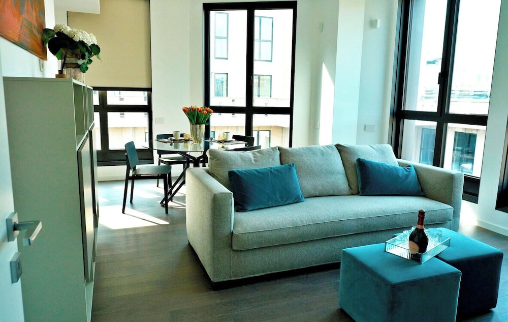Houting Impression Jinzhou Hotel - carbon neutral hotel in Chongqing