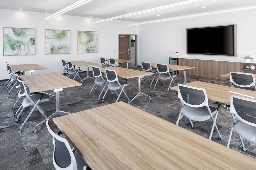 Element Bloomington Mall of America - photo 43
