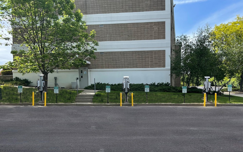 Holiday Inn Express Ramsey Mahwah by IHG - photo 22