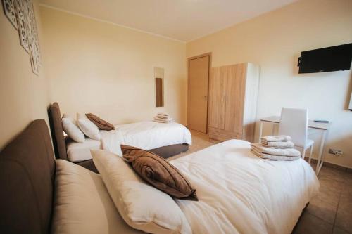 Artemide Apartment — 4-Star Luxury Hotel in Montepaone Lido, Italy