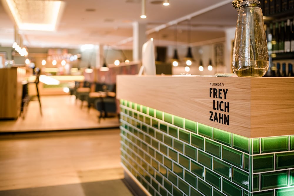 Weinhotel Freylich Zahn — hotel in Freyburg