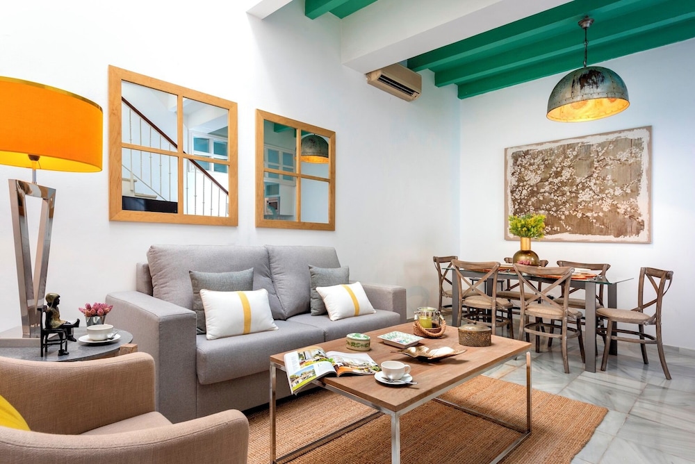 Genteel Home Argote de Molina — 4-Star Luxury Hotel in Sevilla, Spain