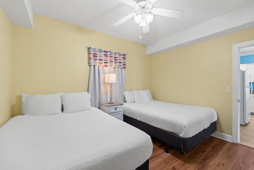 Emerald Isle Beach Resort by Panhandle Getaways - photo 25