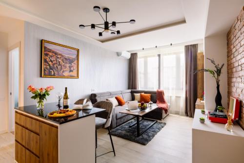 hotelise I MoulinRouge Apartment — 4-Star Luxury Hotel in Yerevan, Armenia