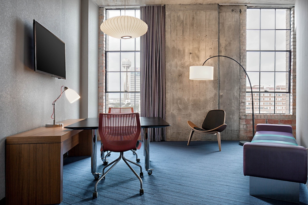 Aloft Dallas Downtown - photo 15