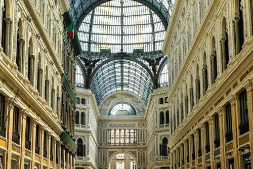 LUNA Gallery Suites — 4-Star Luxury Hotel in Naples, Italy