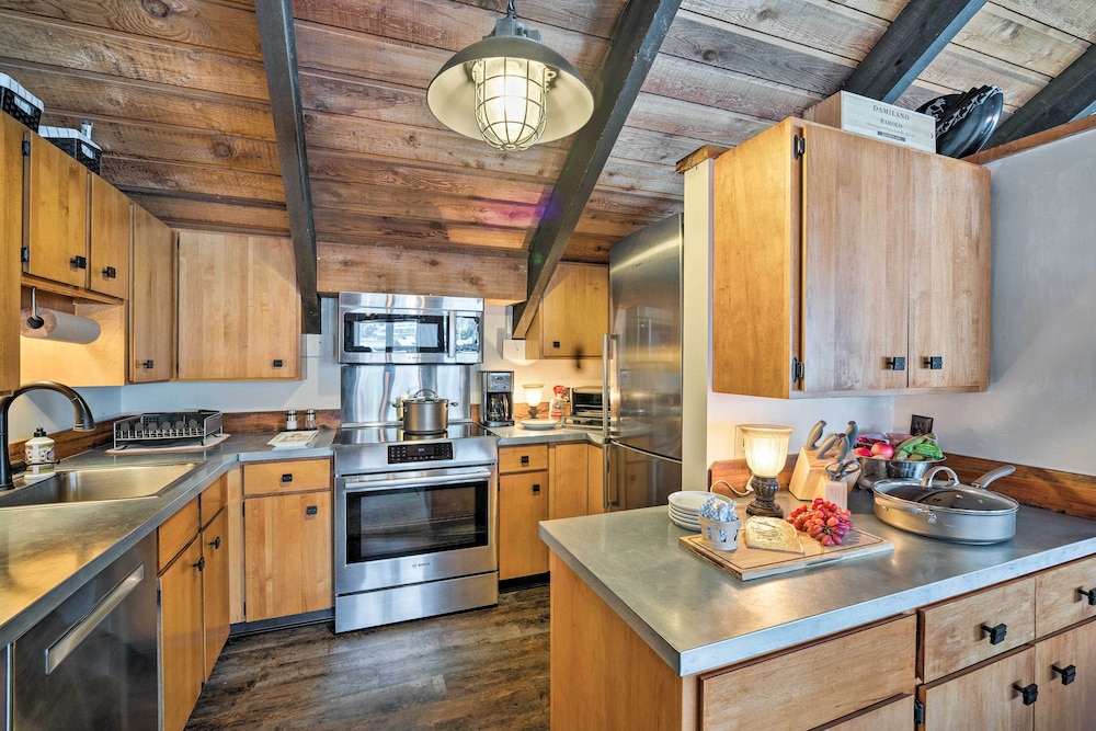 Big Sky Condo with Resort Amenities and Mountain Views — Big Sky — photo 5