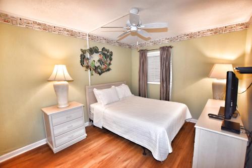 0111 Waters Edge Resort condo - photo 13