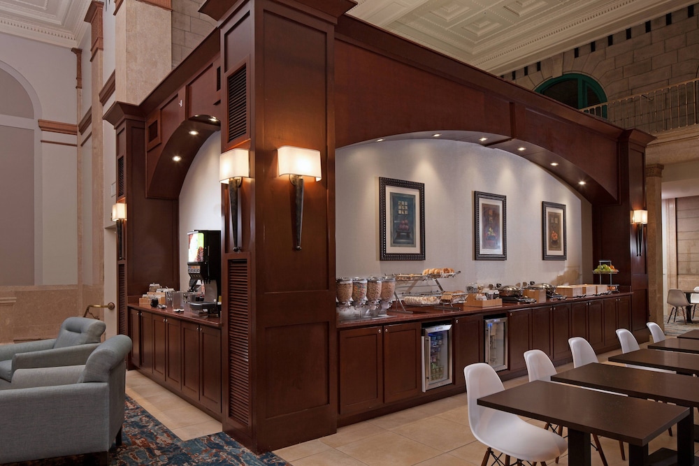 Springhill Suites Marriott Baltimore Downtown Inner Harbor - photo 28
