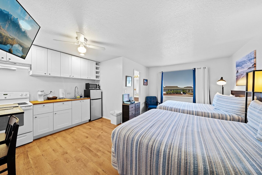 Surf & Sand Inn - photo 11