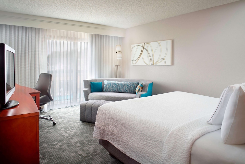 Sonesta Select Atlanta Airport North - featured photo