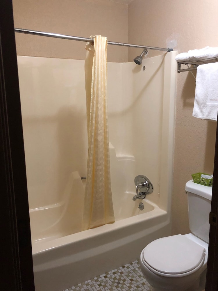 Triangle Inn Motel - photo 9