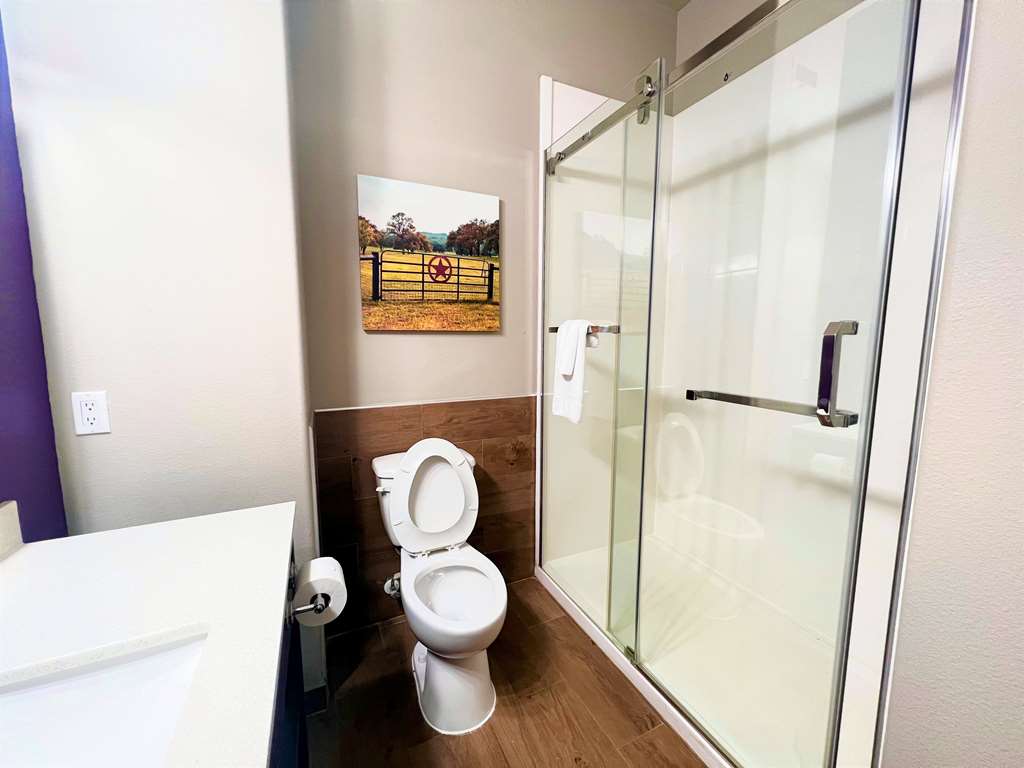 La Quinta Inn & Suites by Wyndham Pharr North McAllen - photo 29