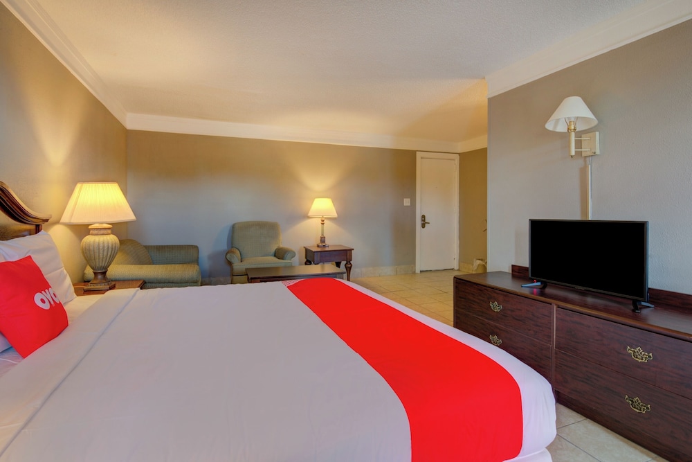 Oyo Hotel Douglas Ga Us 441 - photo 13