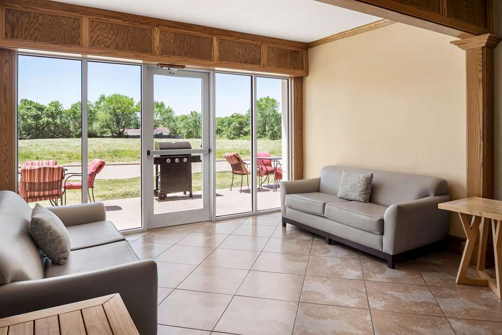 Hawthorn Extended Stay by Wyndham Decatur - photo 8
