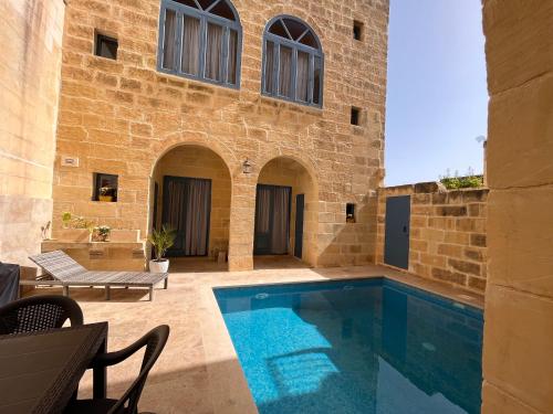 Ta Mikieli 61 — 4-Star Luxury Hotel in Nadur, Malta