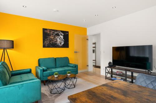 Guermache Apartments Jungle Design Apartments Zentrum Parkplatz Küche Wlan — 4-Star Luxury Hotel in Wolfsburg, Germany