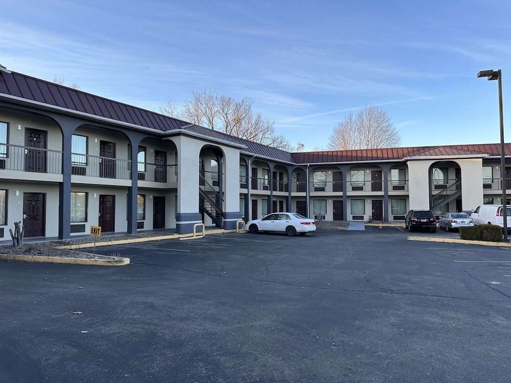 Quality Inn Ashland KY - photo 39