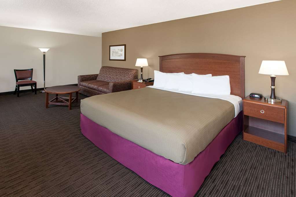 AmericInn by Wyndham Grundy Center - photo 16