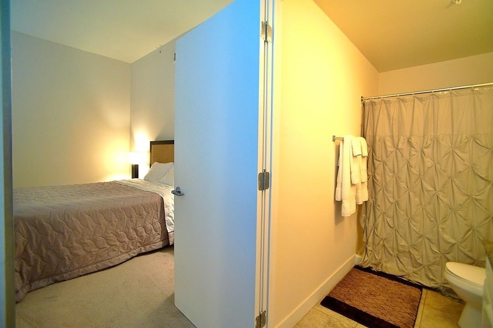 The Pittsfield Hotel Apartments Suites - photo 46