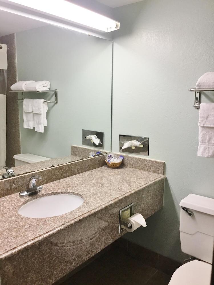 Americas Best Value Inn Crossett - photo 21