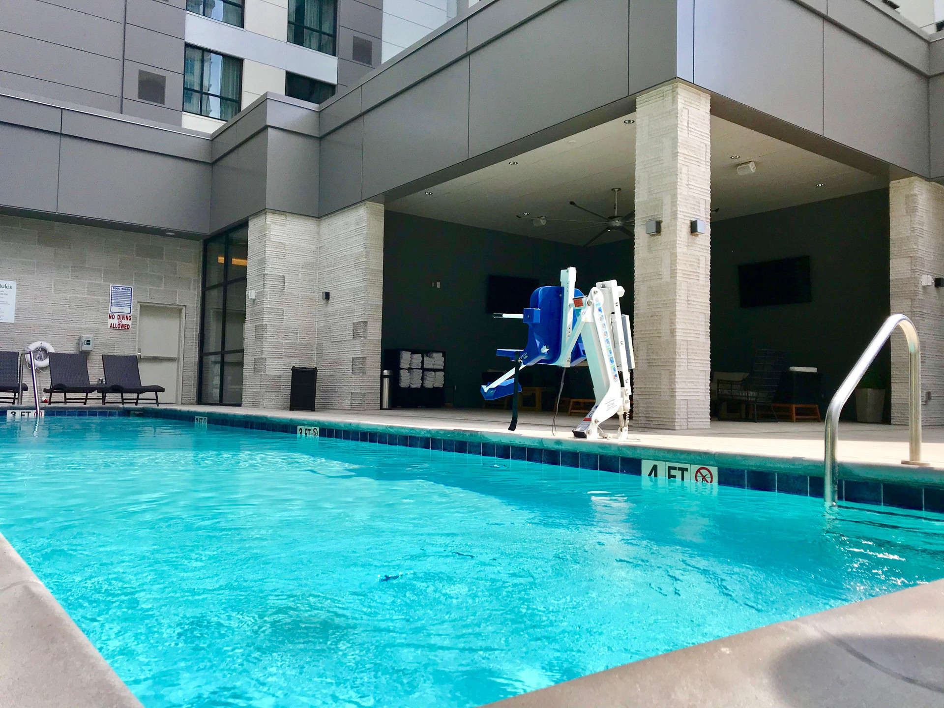 Holiday Inn & Suites Nashville Downtown Broadway by IHG - photo 26