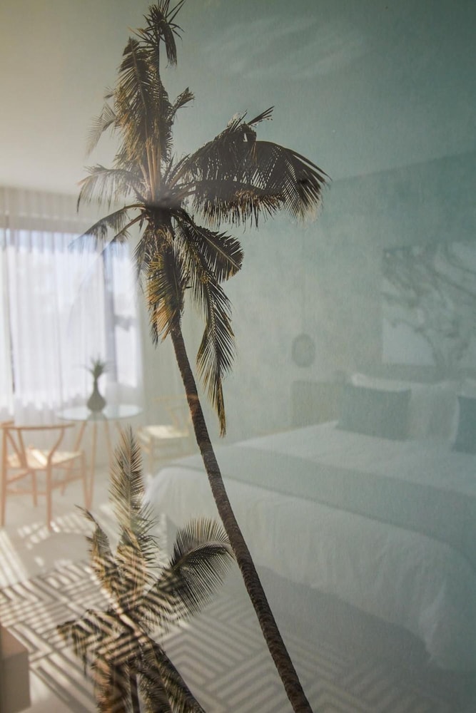 Central Beach Villas