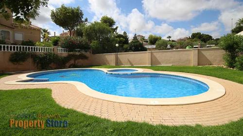Piso En Orihuela Con Solarium Nice & Comfortable Flat in Orihuela, Spain