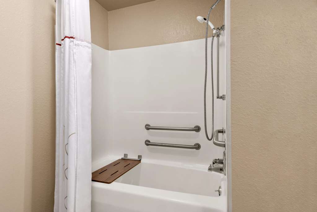 Hawthorn Extended Stay by Wyndham Decatur - photo 20