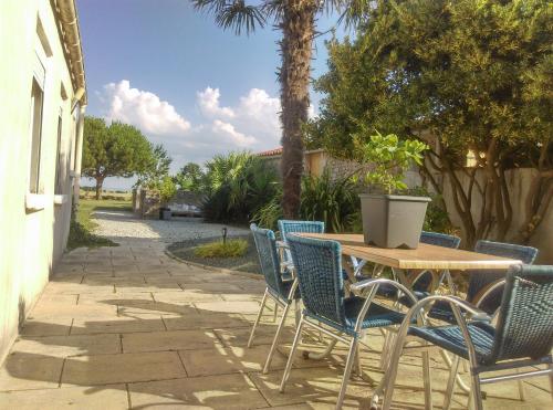 Ti Kaz Auberge — hotel in Saint-Just-En-Chaussee