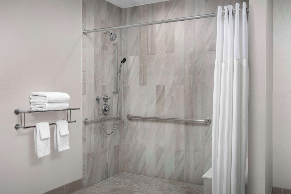 Hilton Garden Inn Philadelphia Ft. Washington - photo 23