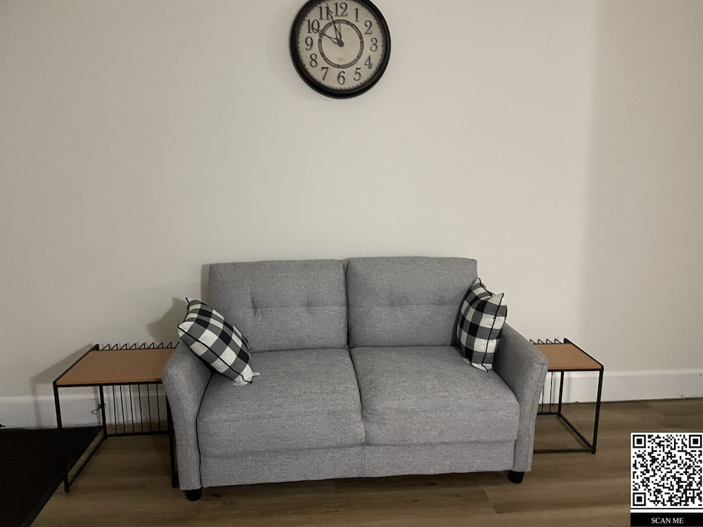 Downtown Loft Close to Topgolf Horseshoe Casino UM Baltimore - photo 23